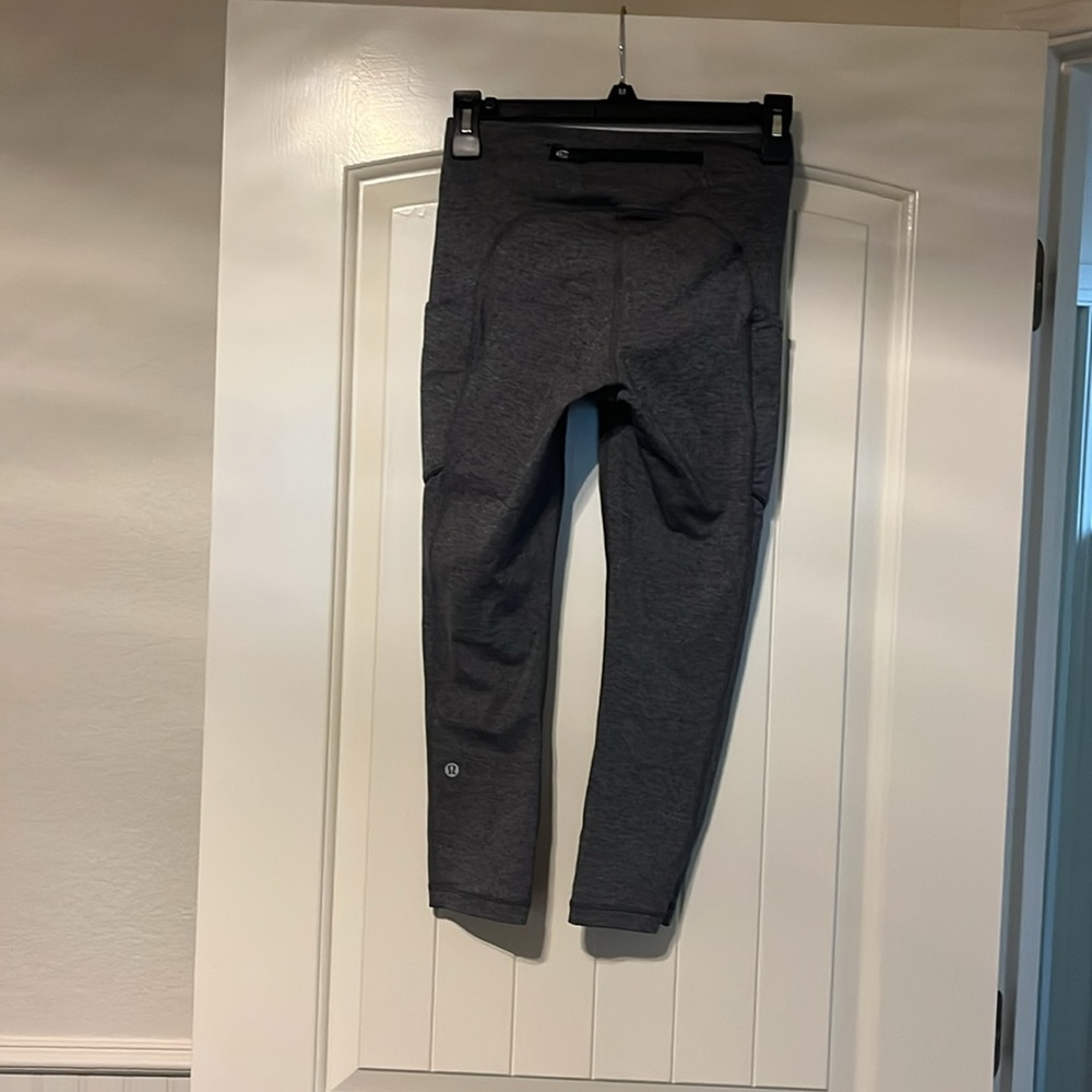 Lululemon legging - Picture 2 of 7